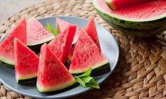 最新济南吃瓜事件,一场网络热议背后的真相揭秘  第2张