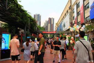 成都东郊记忆吃瓜,吃瓜群众的美食狂欢地  第3张